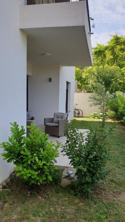 Sea Melody Apartment Lopar Exterior photo